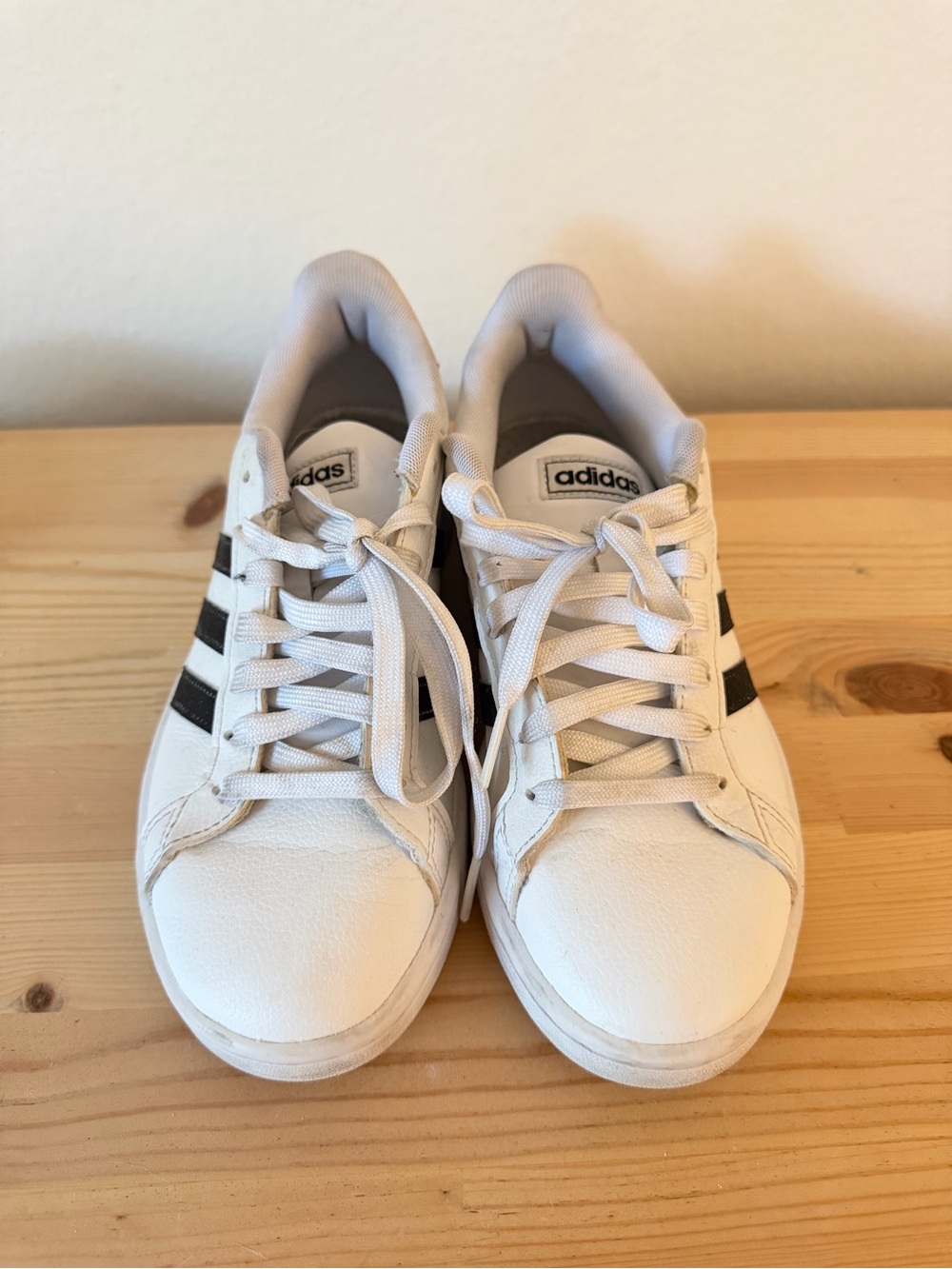 Adidas - Picture 4 of 4